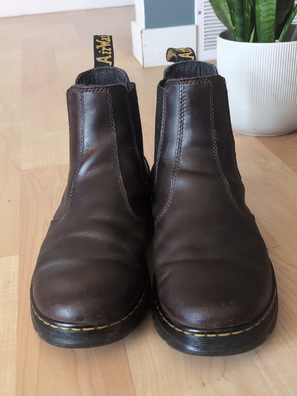 Dr. Martens Men's Brown Leather Chelsea Boots